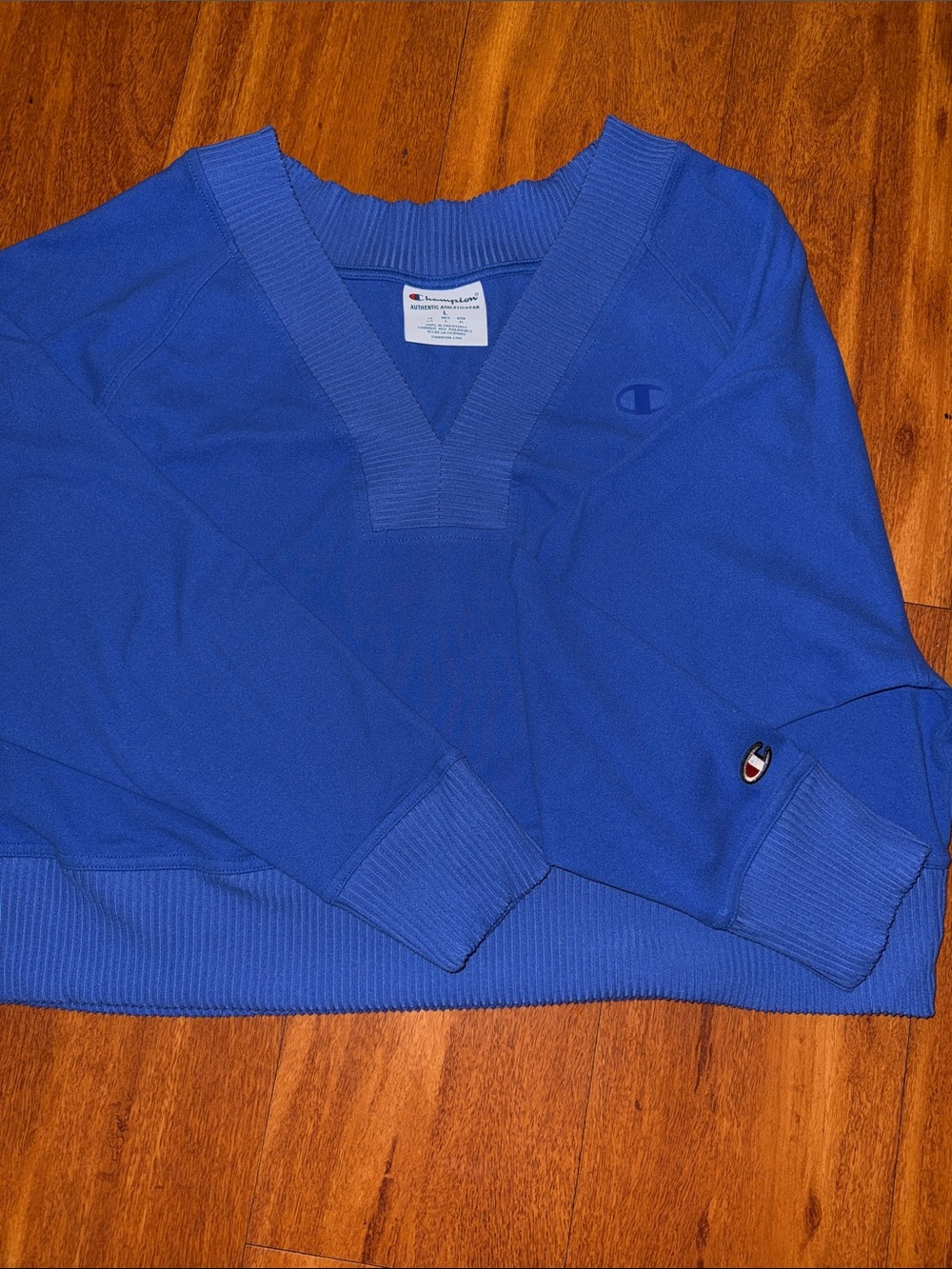 Champion Royal Blue V-Neck - LG Cropped sweater